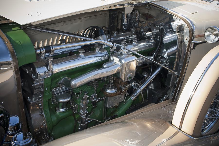 Duesenberg J232/2261 Arlington Sedan LWB by Derham 1930 года  (фото 3 из 13)